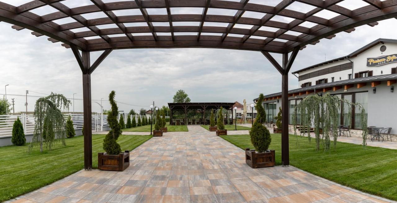 Pensiunea Sofia Maison d'hôtes *